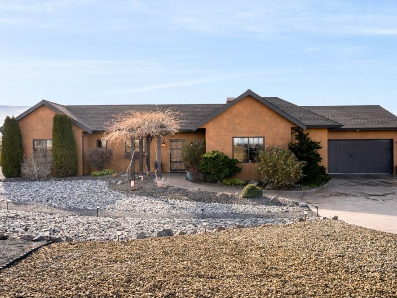 Exterior (8)